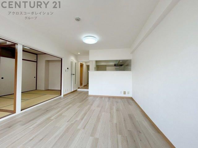 4LDK apartment in Nishinomiya, Hyogo - Photo 1