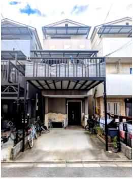Eco-Friendly 3LDK House with Solar Power in Taisho, Osaka - Photo 1
