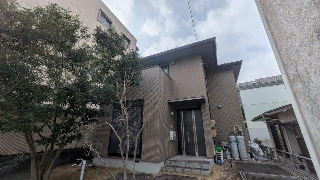 4LDK Detached House with Castle View in Yuso Sakura-cho, Gifu - Photo 1