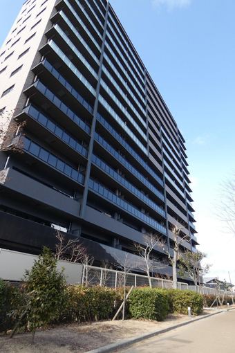 2LDK apartment in Ayauta District
