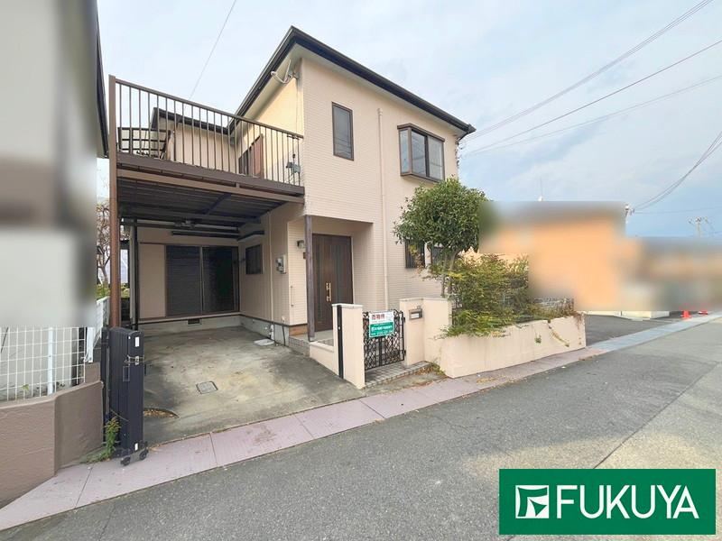 Spacious 4DK House in Ibaraki - Photo 1