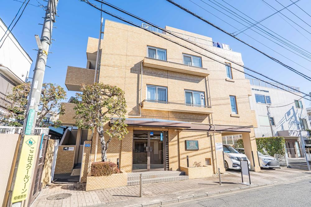 Renovated 2LDK Apartment in Sagami-Ono - Photo 1