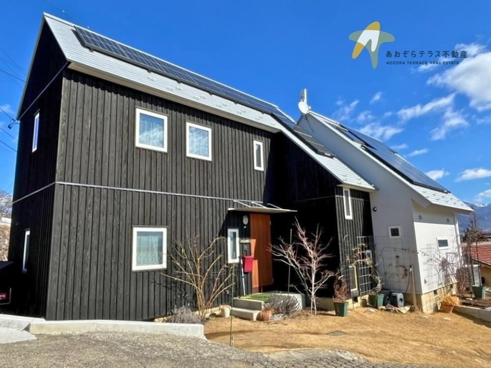 Modern 2LDK House with Solar Power in Matsumoto - Photo 1