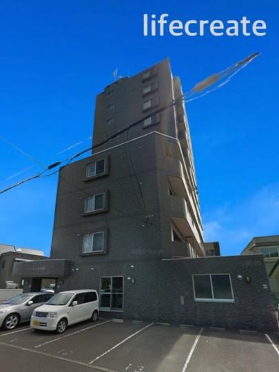 Spacious 3LDK Apartment in Higashi, Sapporo - Photo 1