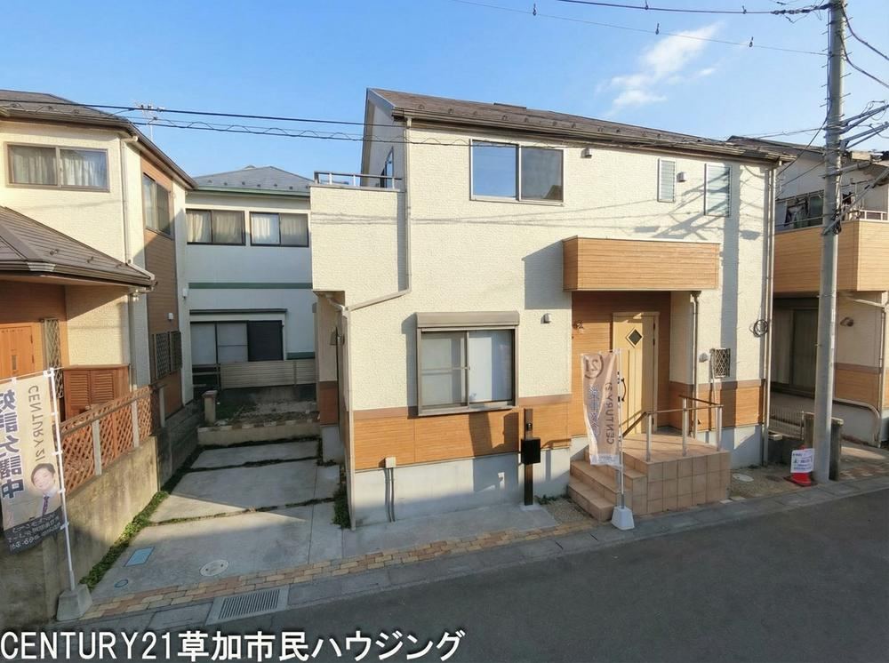 Recently Renovated 3LDK House Near Nitta Station - Photo 1