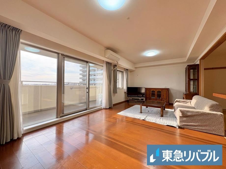 3LDK apartment in Nishi Ward, Kobe, Hyogo - Photo 1