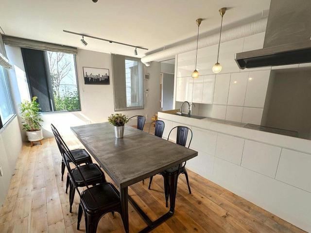 2LDK+S apartment in Bunkyo Ward, Tokyo - Photo 1