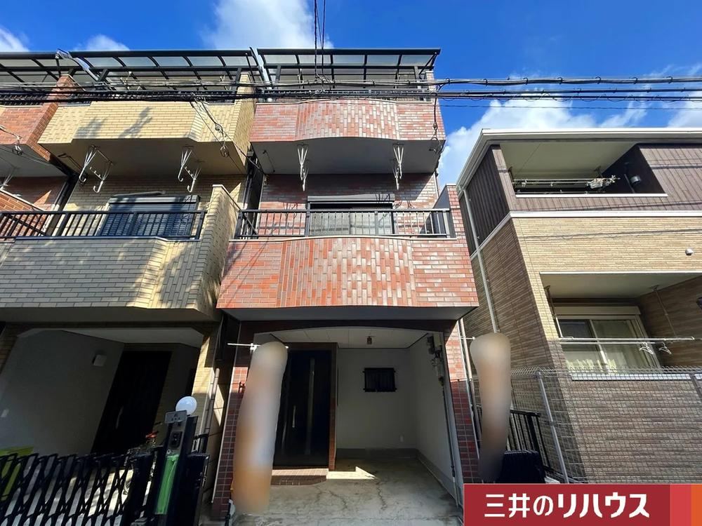 Renovated 3LDK Home in Shinaikejima - Photo 1