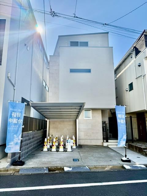 Modern 4LDK Detached House in Hiratamachi, Meguro - Photo 1