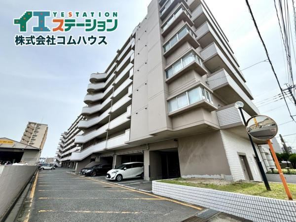 4LDK apartment in Higashi Ward, Fukuoka - Photo 1