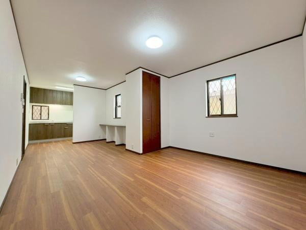 Recently Renovated 3LDK House in Higashi-Osaka - Photo 1