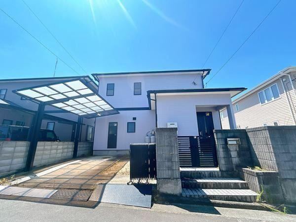 Charming 4LDK House Near Nagao Station - Photo 1