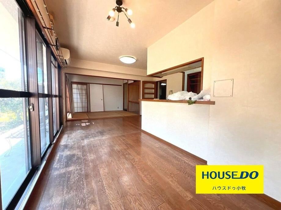 4LDK apartment in Komaki, Aichi - Photo 1