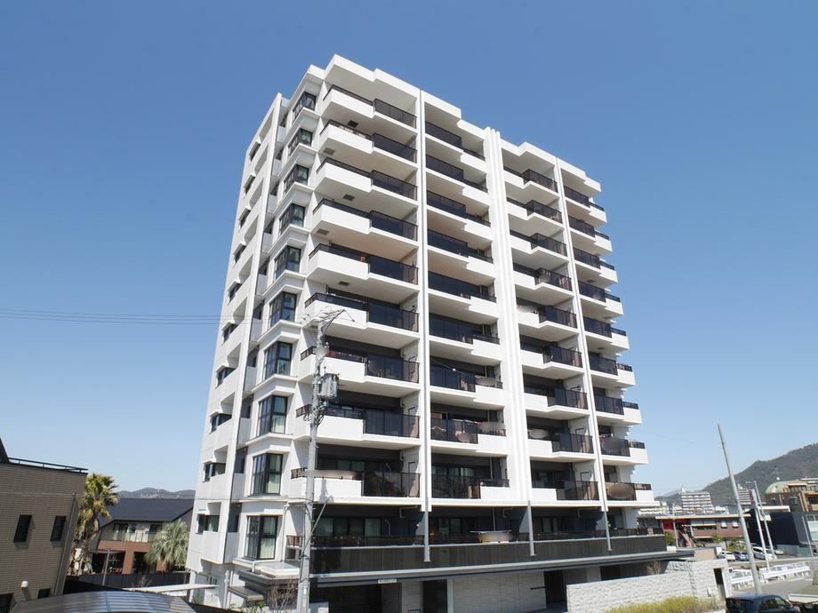 4LDK apartment in Gifu, Gifu - Photo 1