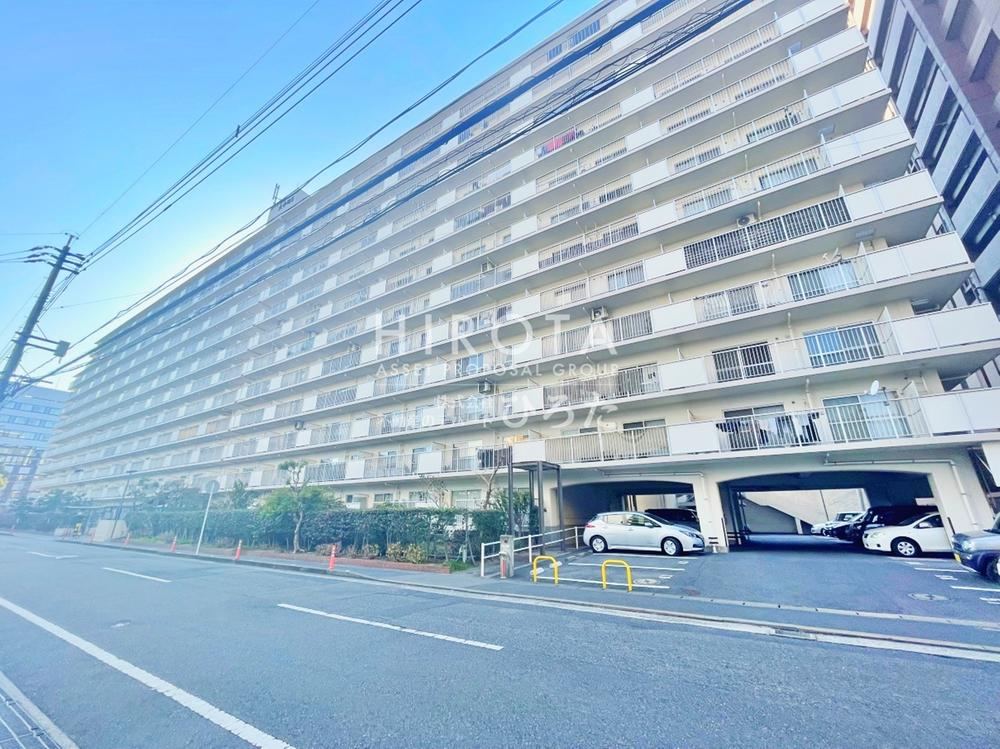 3LDK apartment in Kokurakita Ward, Kitakyushu, Fukuoka - Photo 1