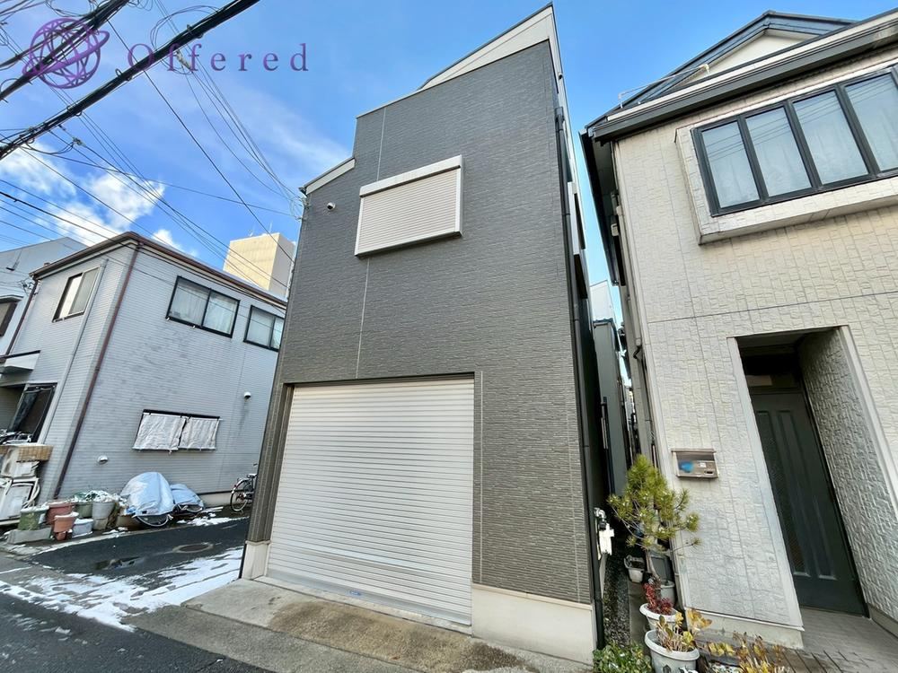 3LDK House with Modern Renovations in Hyogo - Photo 1