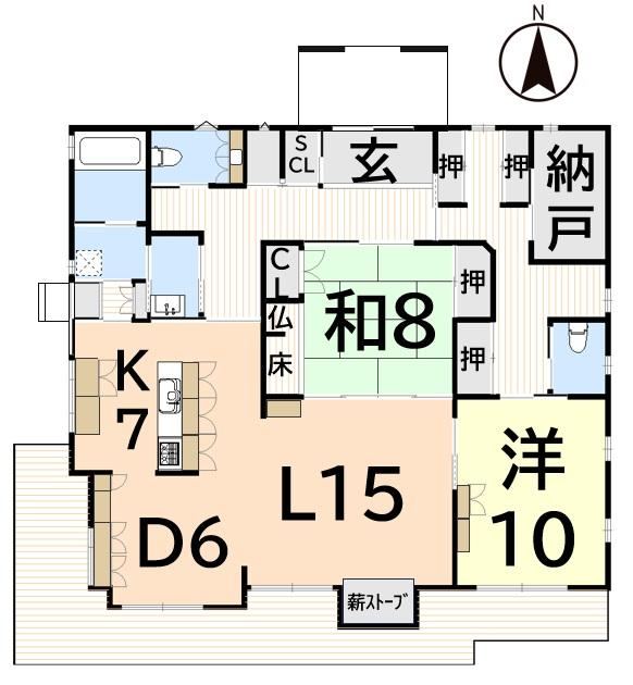 Spacious 2LDK Bungalow with Fireplace in Oita - Photo 1