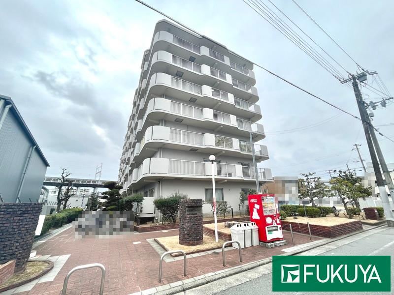3DK apartment in Himeji, Hyogo - Photo 1