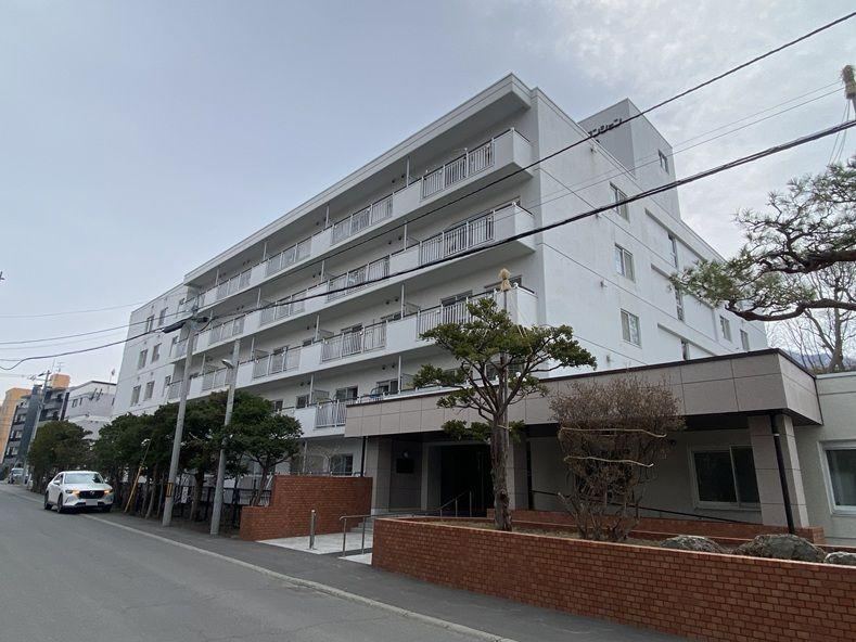 1LDK apartment in Chuo Ward, Sapporo, Hokkaido - Photo 1