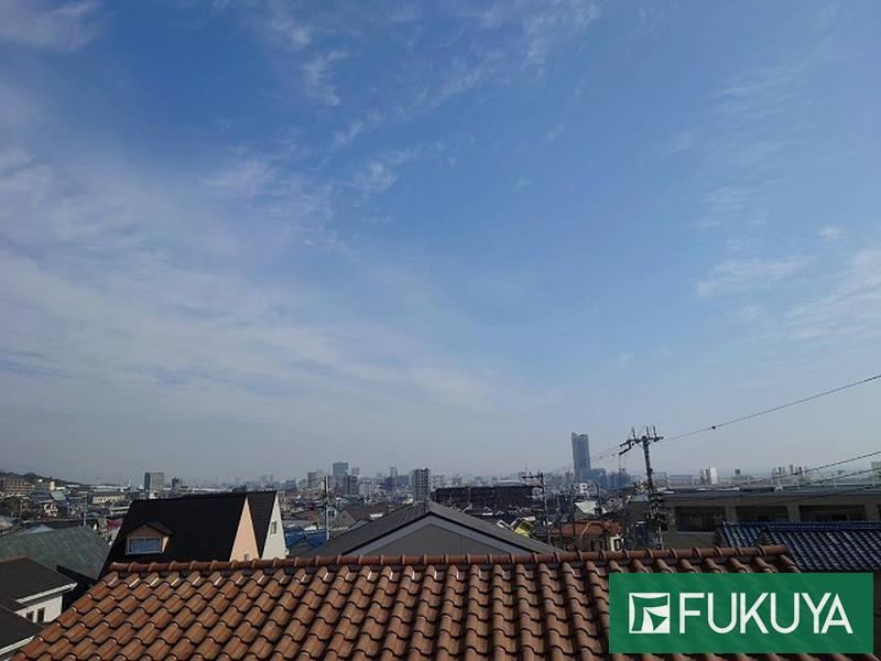 Newly Built 2LDK House with Rooftop View in Suma, Kobe - Photo 1
