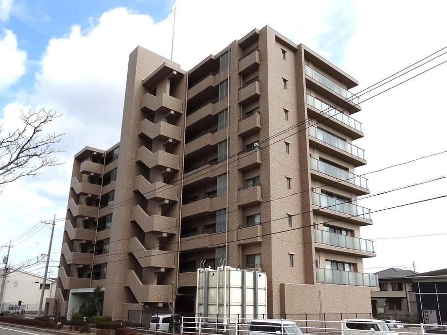 3LDK apartment in Yonago, Tottori - Photo 1