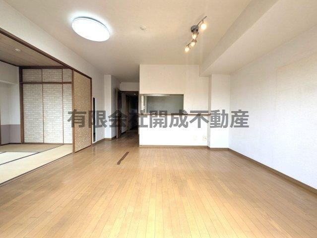 4LDK apartment in Kurashiki, Okayama - Photo 1