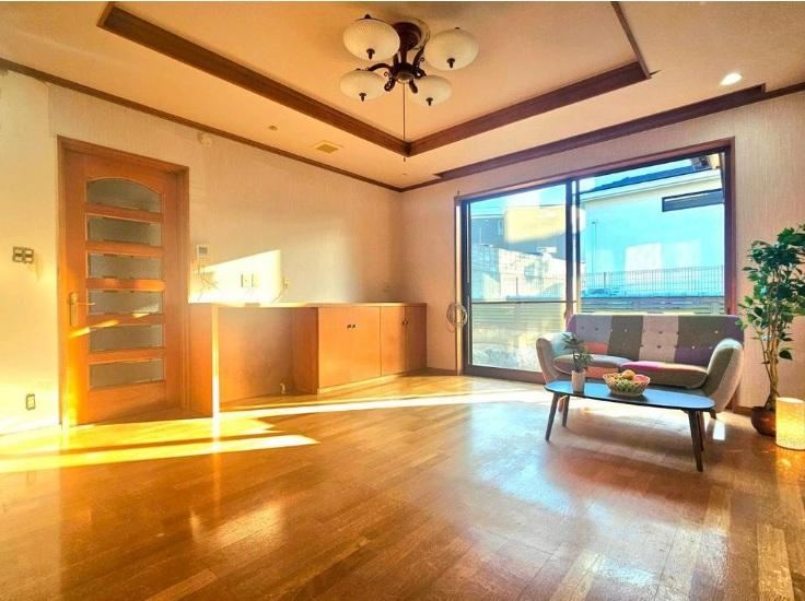Spacious 7LDK House in Suzuran-dai Kitamachi 7 - Photo 1