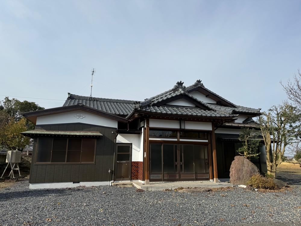 Historic 7DK House with Garden in Miyanosita, Gosen City - Photo 1