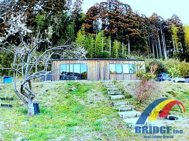 1LDK House with Night Viewing Available - Photo 1
