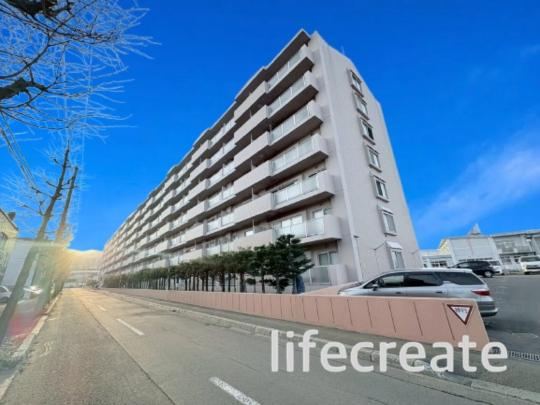 Charming 3LDK Apartment in Teine, Sapporo - Photo 1