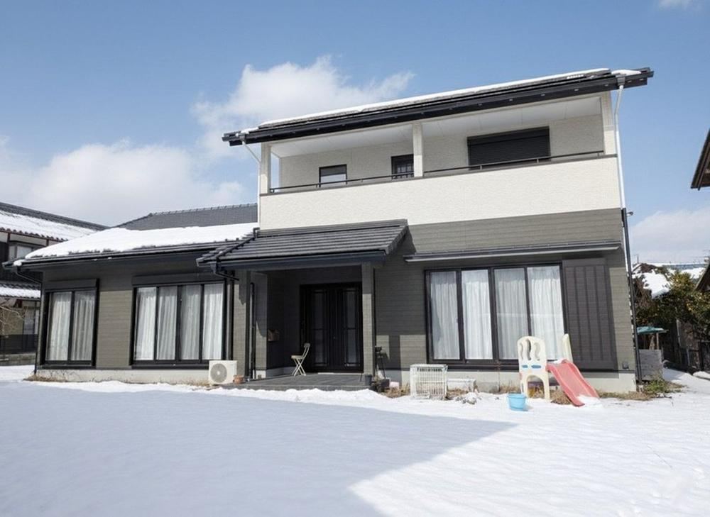 5LDK Home with Engawa and Wood Deck in Ogi - Photo 1