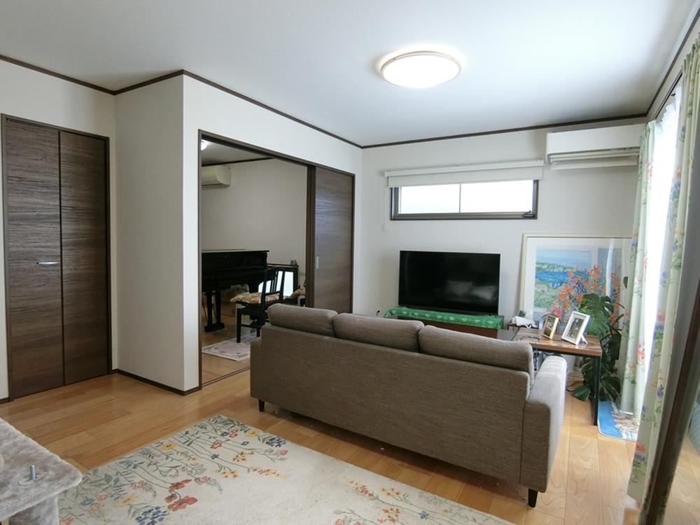 Newly Built 3LDK Home with Great Sunlight in Matsudo - Photo 1