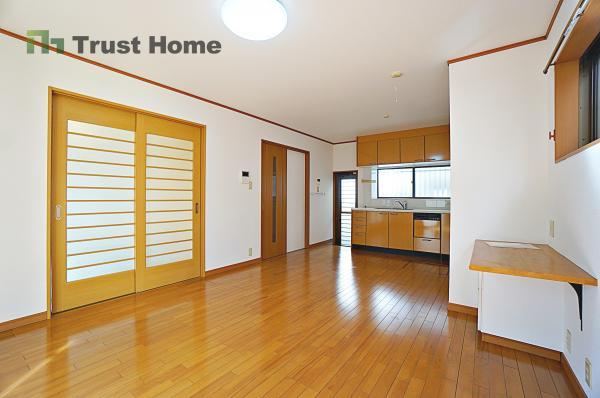 Renovated 4LDK House in Wakakusa-cho, Kobe - Photo 1