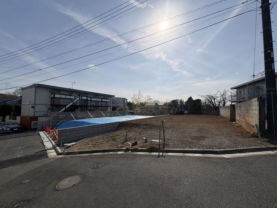 Land Near Kakiou Station in Kamiyamato - Photo 1