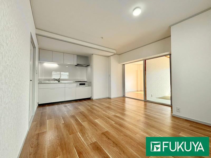 3LDK apartment in Ashiya, Hyogo - Photo 1