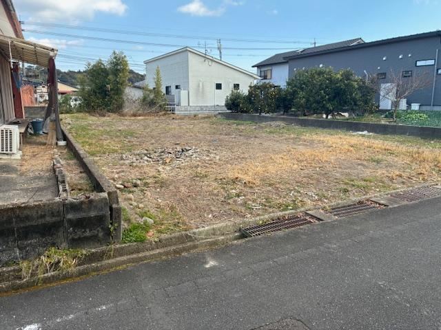 210 m² land in Nichinan, Miyazaki - Photo 1