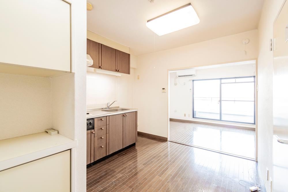 1DK Apartment in Sakashita - Photo 1