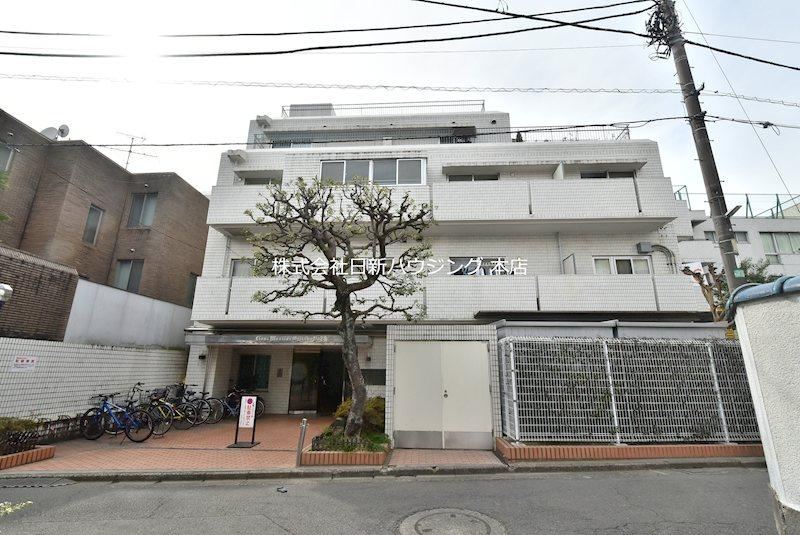Spacious 4LDK Apartment Steps from Ogikubo Station - Photo 1