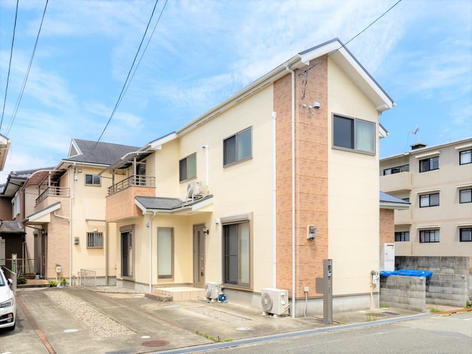 Cozy 4LDK Home in Makihira - Photo 1