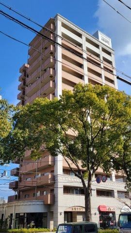 2LDK apartment in Wakayama, Wakayama - Photo 1