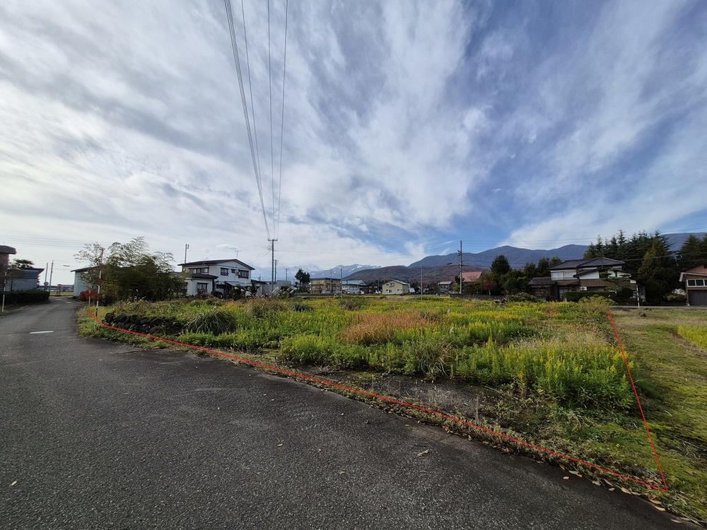 Spacious Land in Myoko City - Photo 1