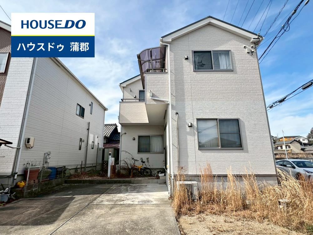 Bright 4LDK Home Near Laguna - Photo 1