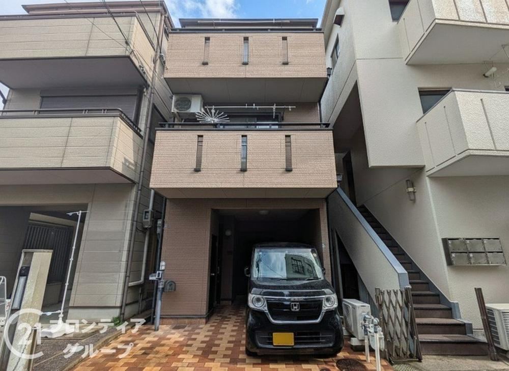 2LDK Detached House with Storage Near Oishi Station - Photo 1