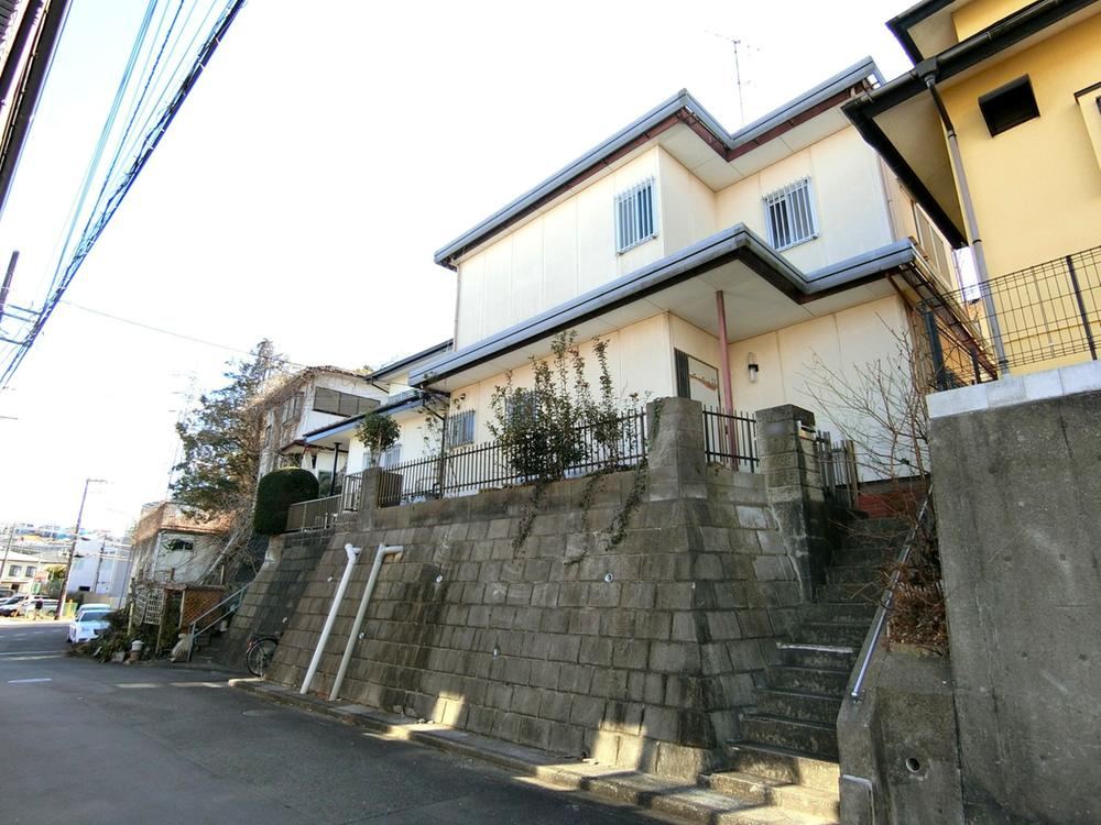 3LDK Home with Soundproof Room and Garden Space - Photo 1
