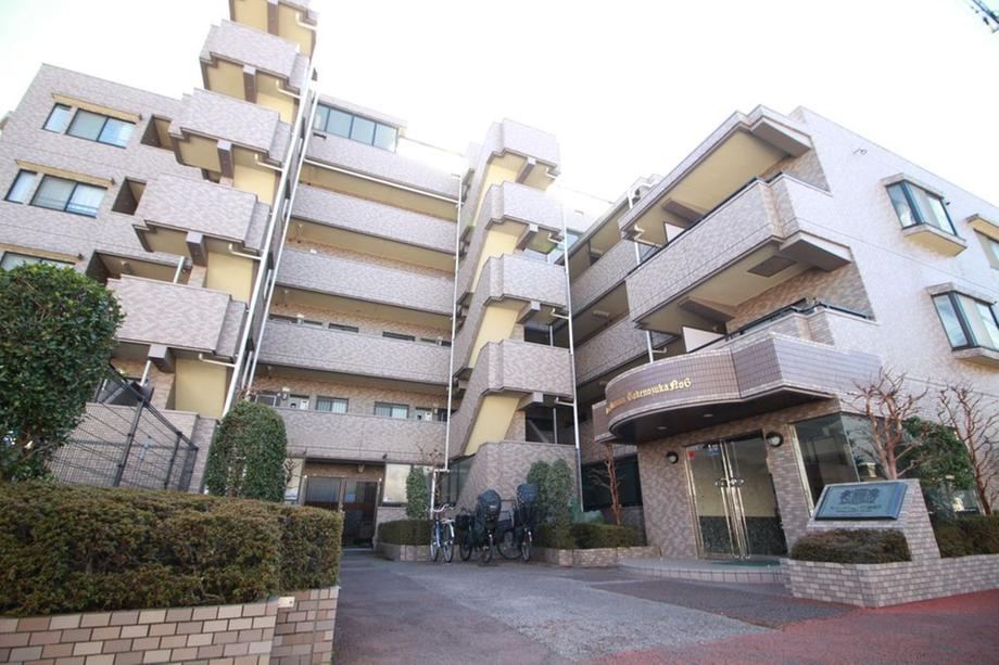 Spacious 2LDK Apartment in Adachi - Photo 1