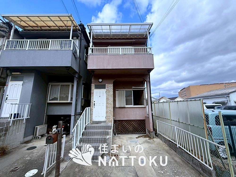 Charming 4DK House in Hirakata - Photo 1
