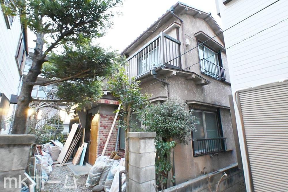 Conveniently Located 3DK House in Kamihongo, Matsudo - Photo 1