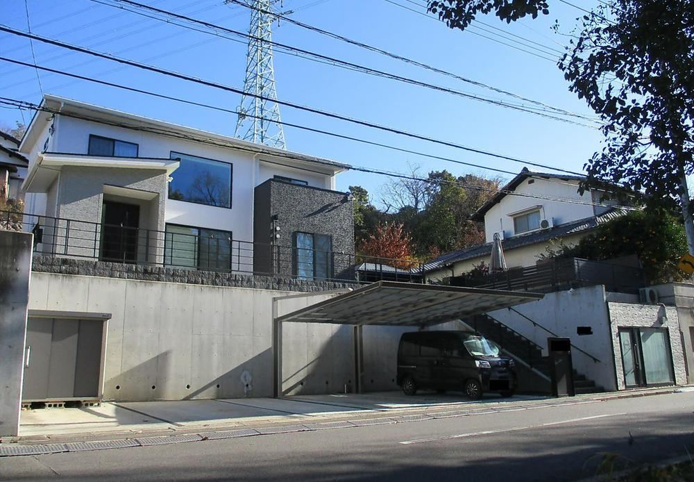 Quiet 4LDK Home with Container House in Okayama - Photo 1
