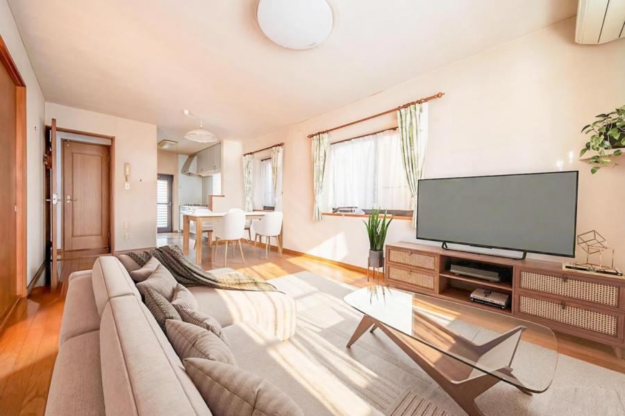 4LDK Home with Large Walk-in Closet - Photo 1