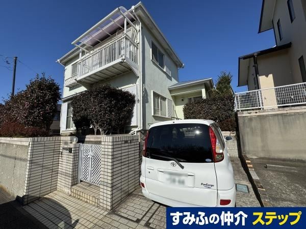 Bright 4LDK House in Midoridai, Kashiwa - Photo 1